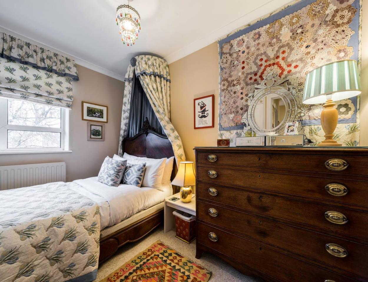 3 Bedroom Apartment On Portobello Road In Notting Hill Londra Dış mekan fotoğraf